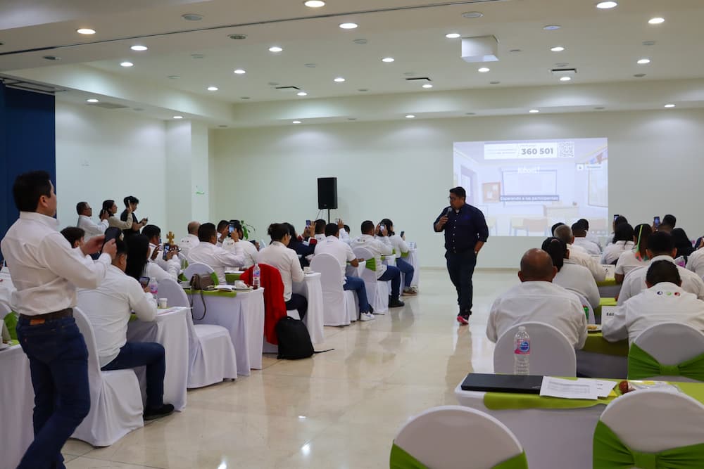 Cultivando Conocimiento para crecer juntos